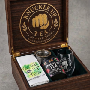 Knuckle Up Tea Basket with Glass Cup